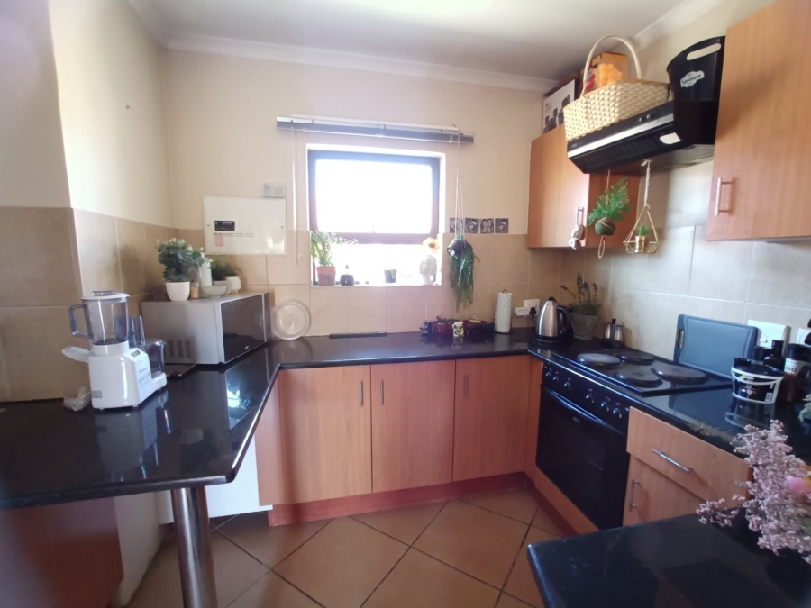 To Let 2 Bedroom Property for Rent in Potchefstroom North West